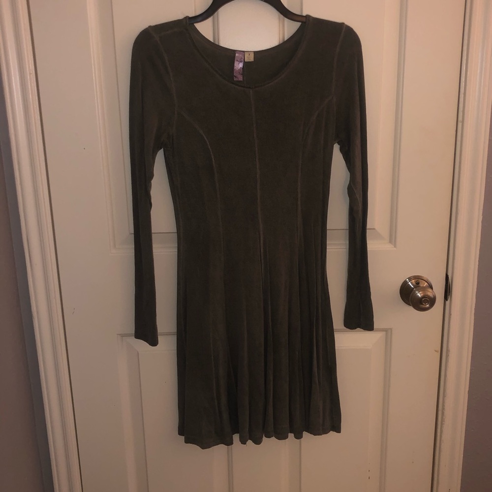 Long sleeve dress